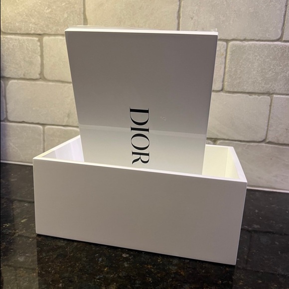 Dior Limited Edition Vanity Mirror Jewelry Box - Picture 8 of 10